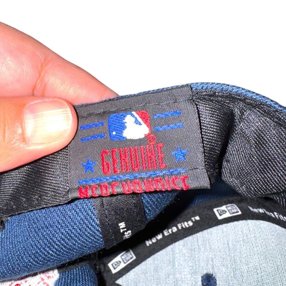 New Era Boston Red Socks Snap back Hat With Red Socks On Brim - Picture 3 of 8
